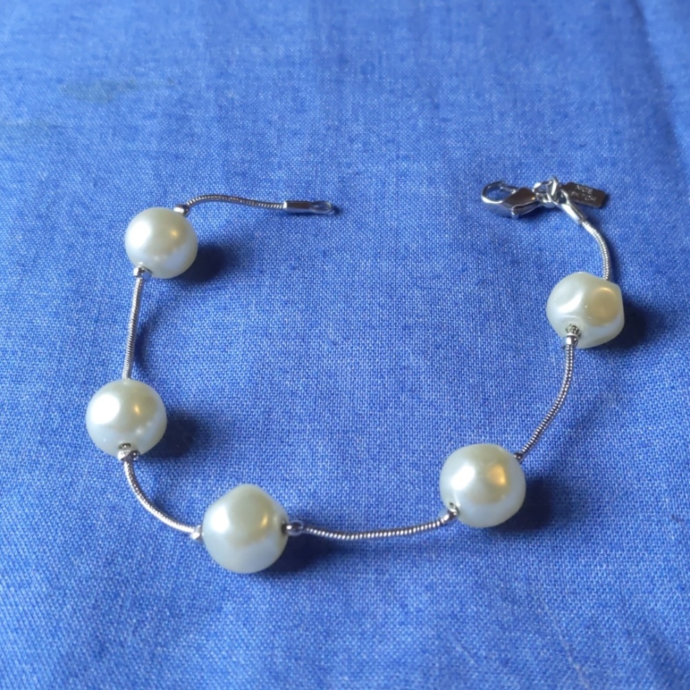 18 carat gold filled Nice bracelet